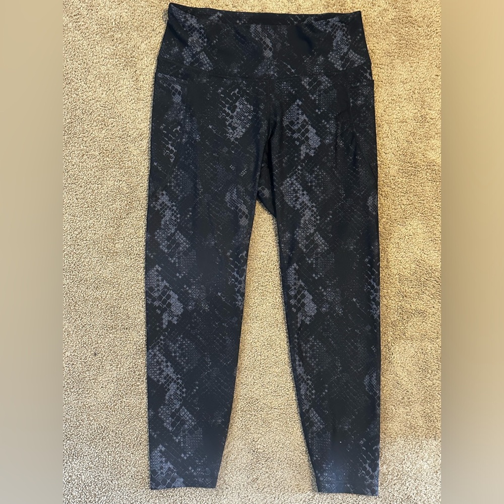 OLD NAVY LEGGINGS